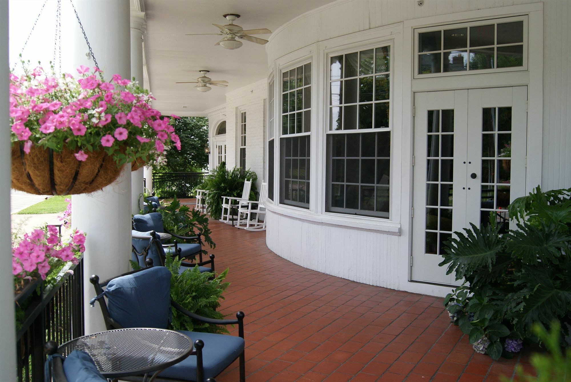 Historic Boone Tavern เบเรีย ภายนอก รูปภาพ