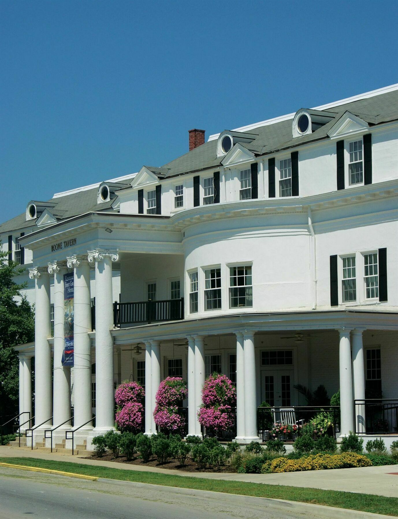 Historic Boone Tavern เบเรีย ภายนอก รูปภาพ