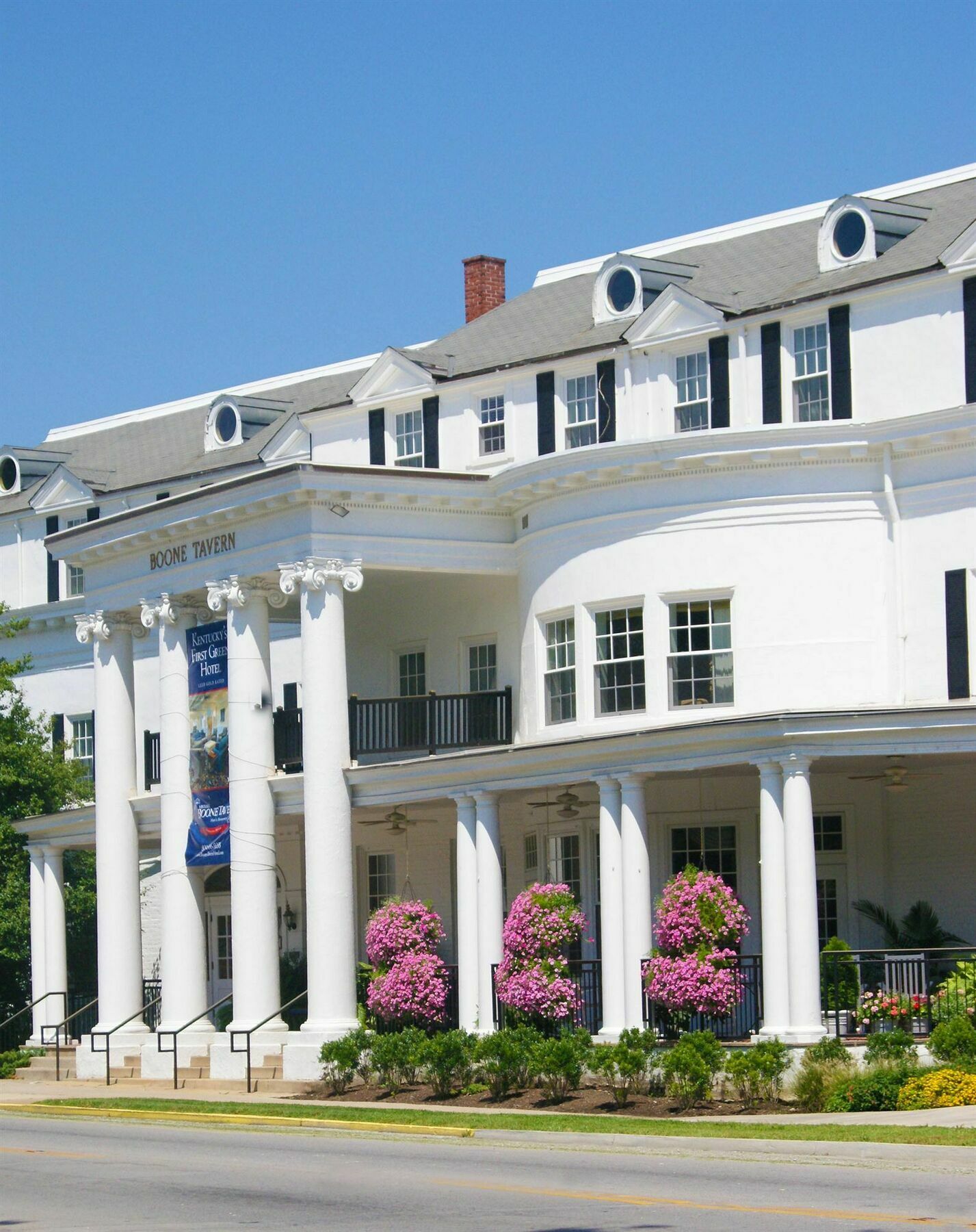Historic Boone Tavern เบเรีย ภายนอก รูปภาพ